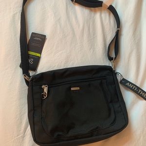 Travelon anti-theft crossbody bag